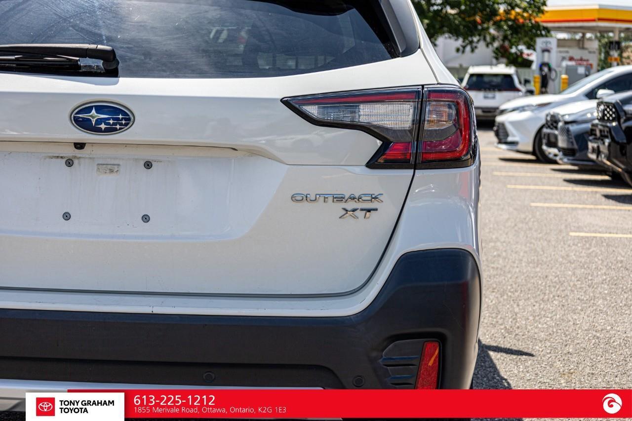 2022 Subaru Outback Limited XT Photo