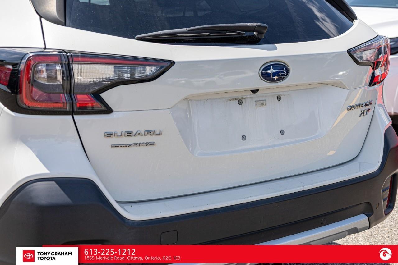 2022 Subaru Outback Limited XT Photo