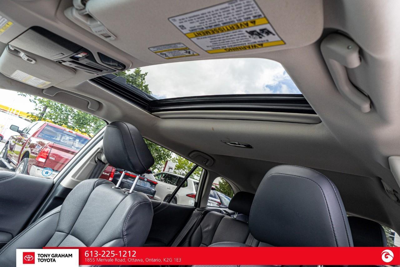 2022 Subaru Outback Limited XT Photo