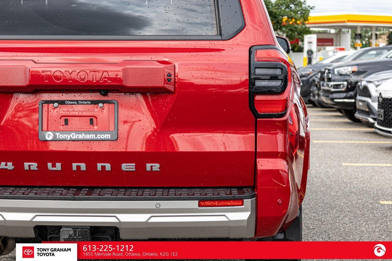 2025 Toyota 4Runner LIMITED 7 PASSENGER Photo