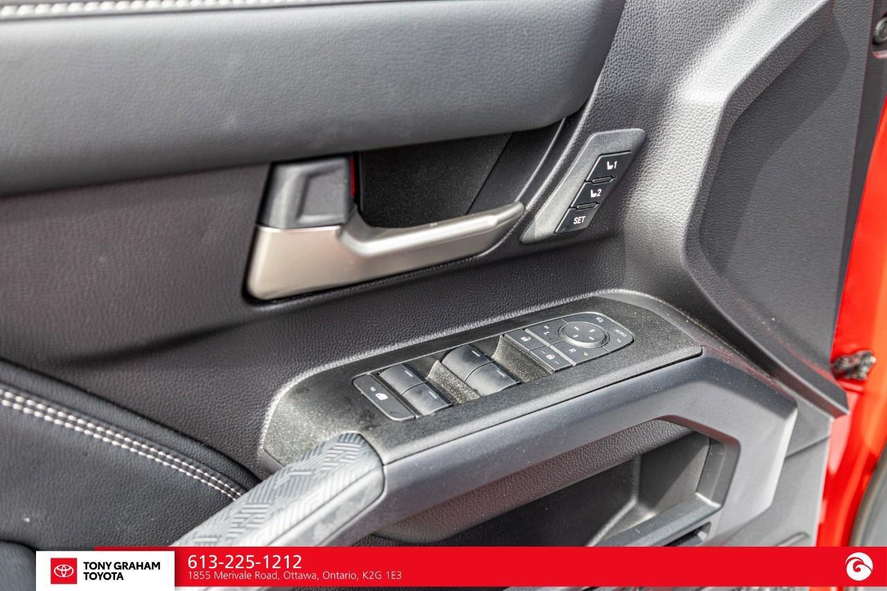 2025 Toyota 4Runner LIMITED 7 PASSENGER Photo