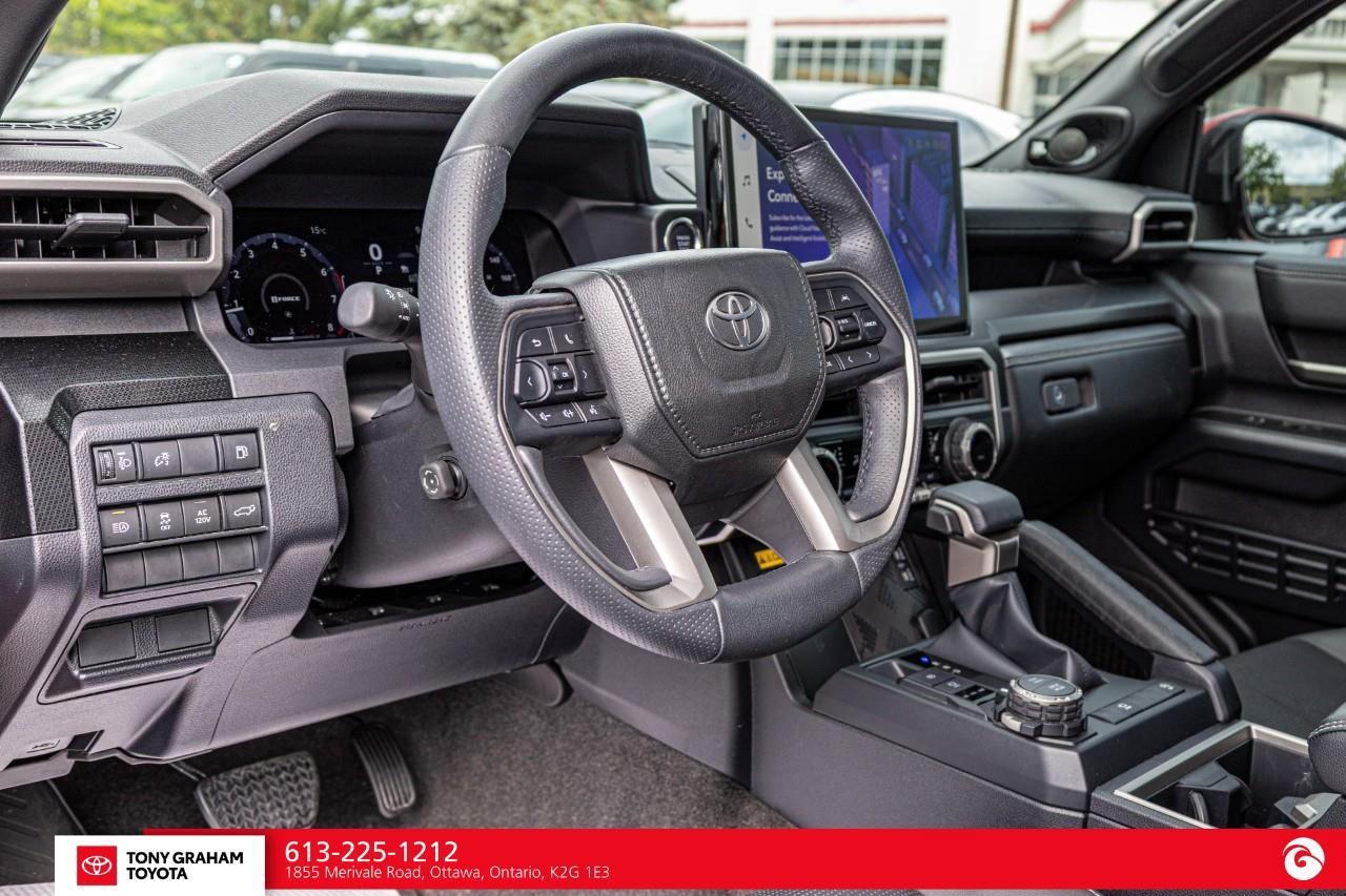 2025 Toyota 4Runner LIMITED 7 PASSENGER Photo