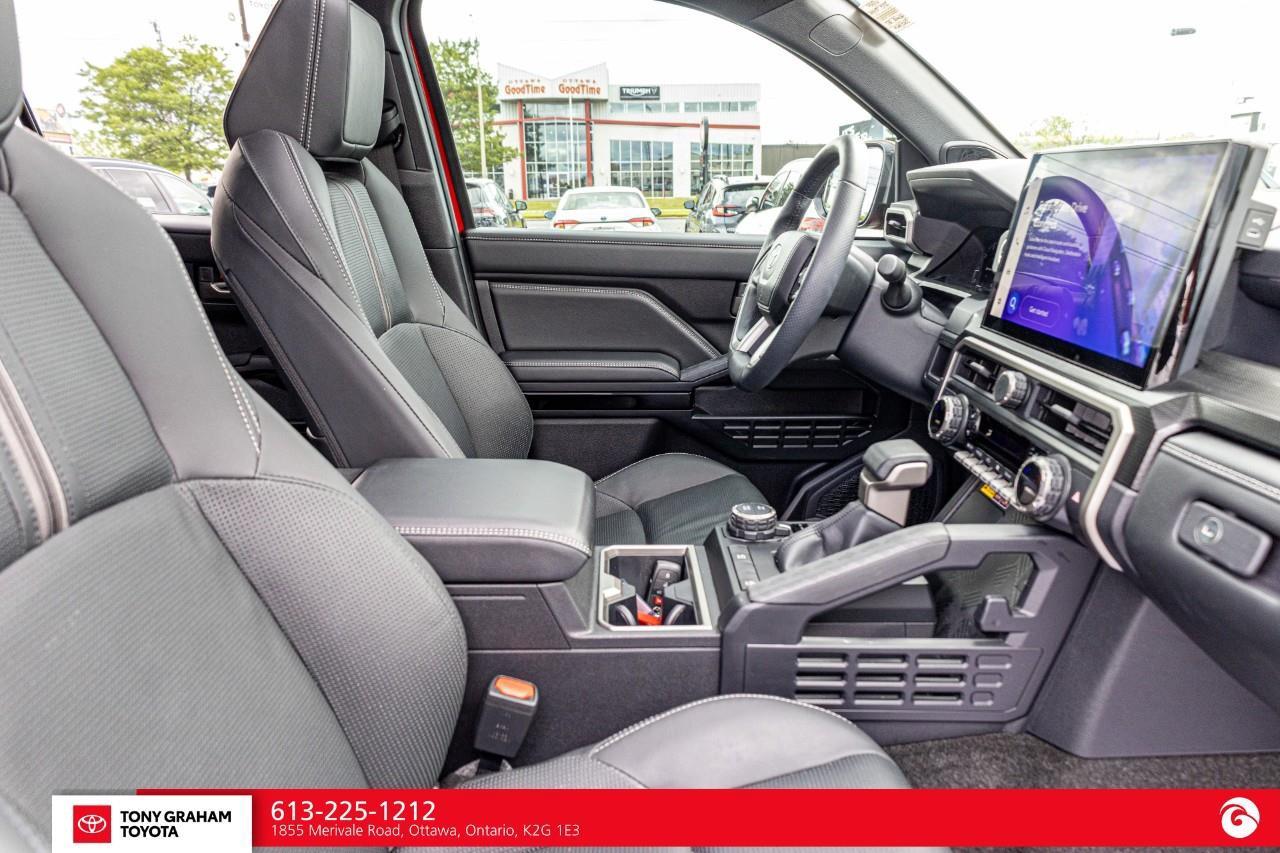2025 Toyota 4Runner LIMITED 7 PASSENGER Photo