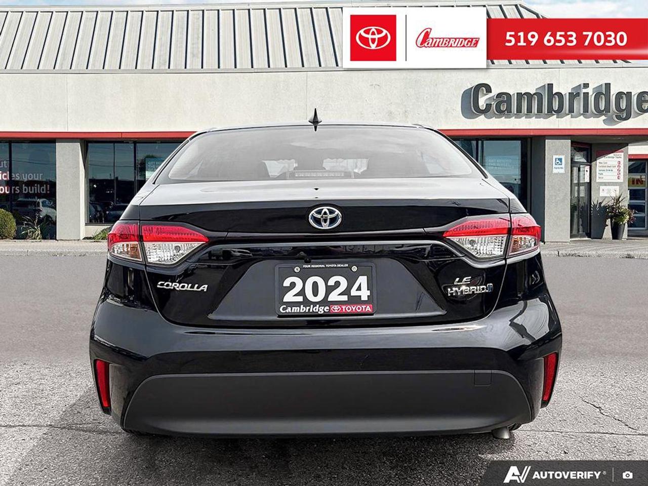 2024 Toyota Corolla Hybrid LE Photo4