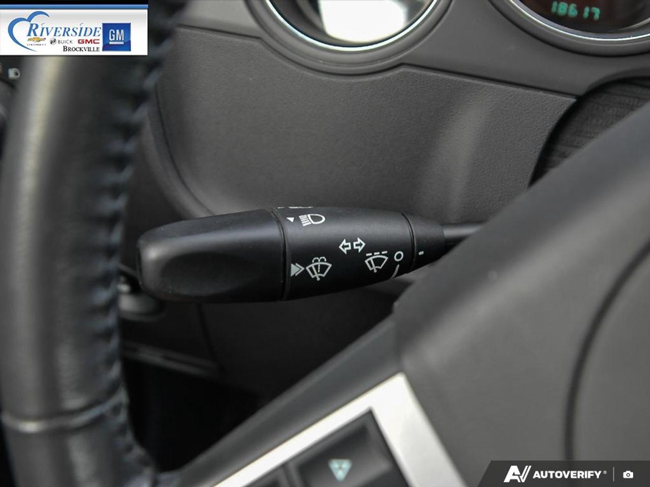 2010 Dodge Challenger R/T Photo