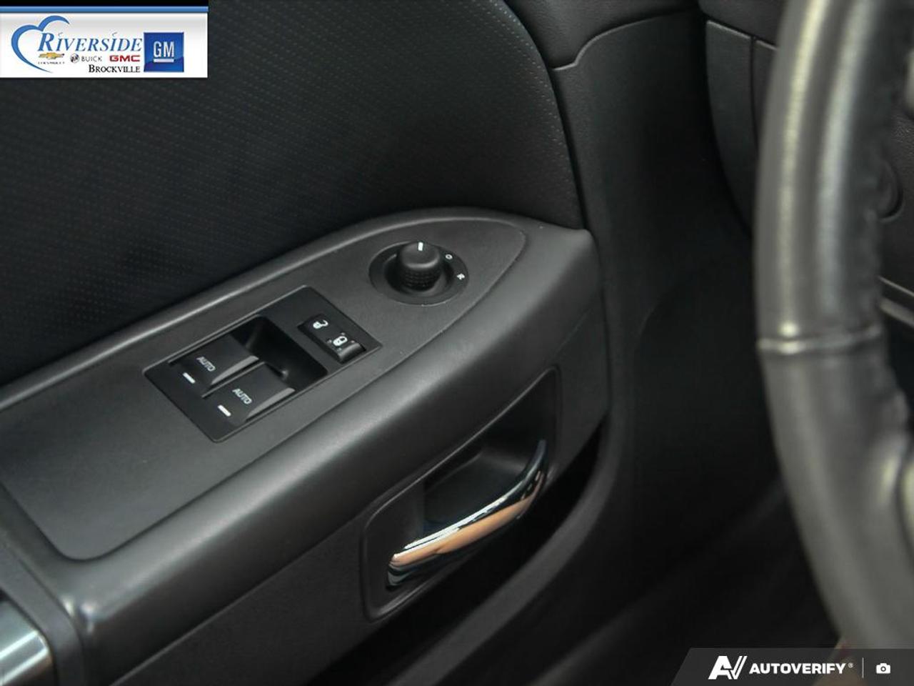 2010 Dodge Challenger R/T Photo