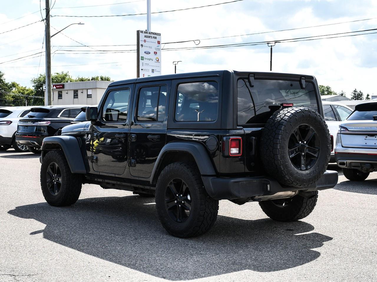 2020 Jeep Wrangler Unlimited Sport Altitude 4x4 Photo2