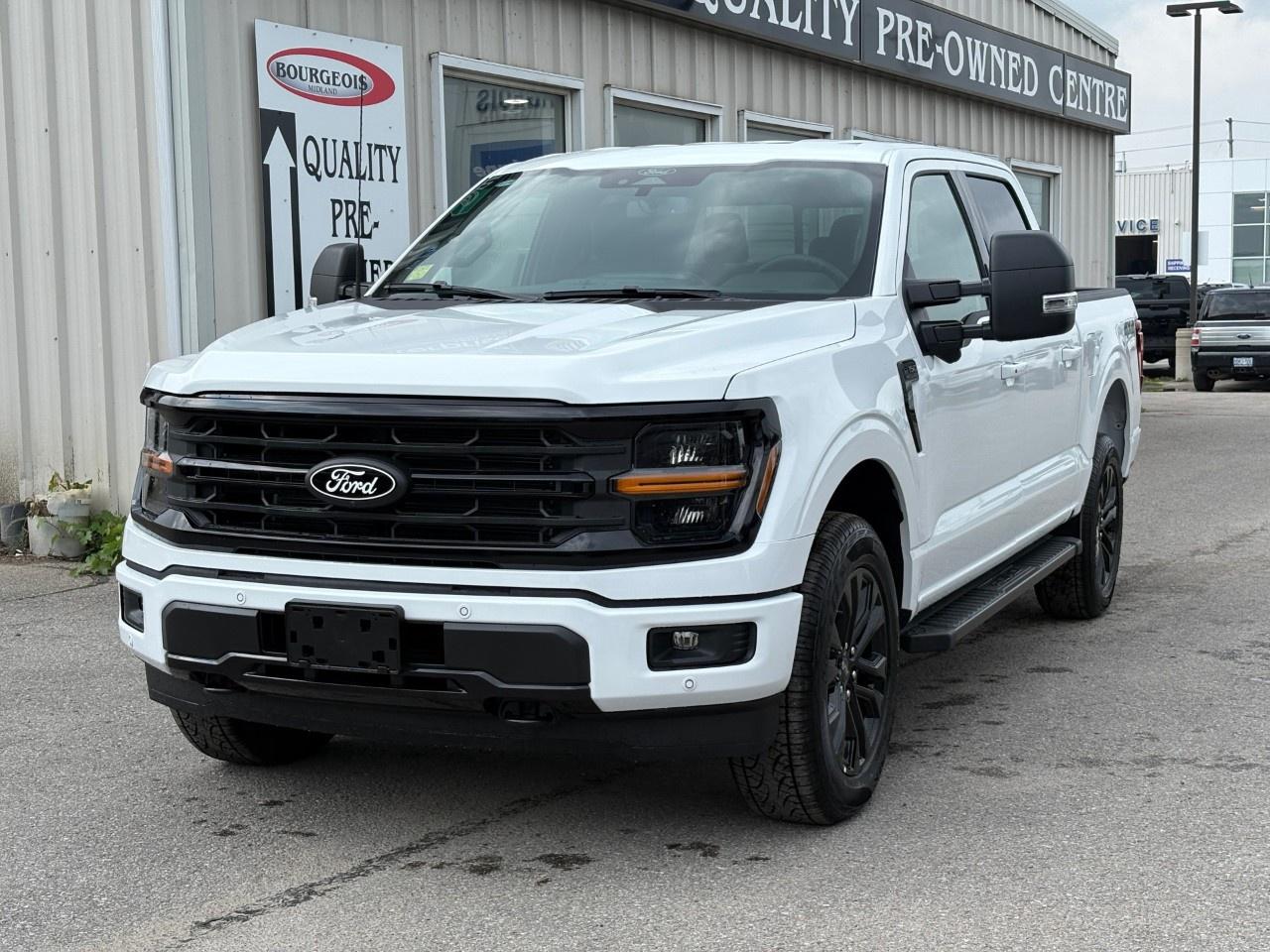 2026 Ford F-150 XLT 4WD SuperCrew 5.5' Box Photo2