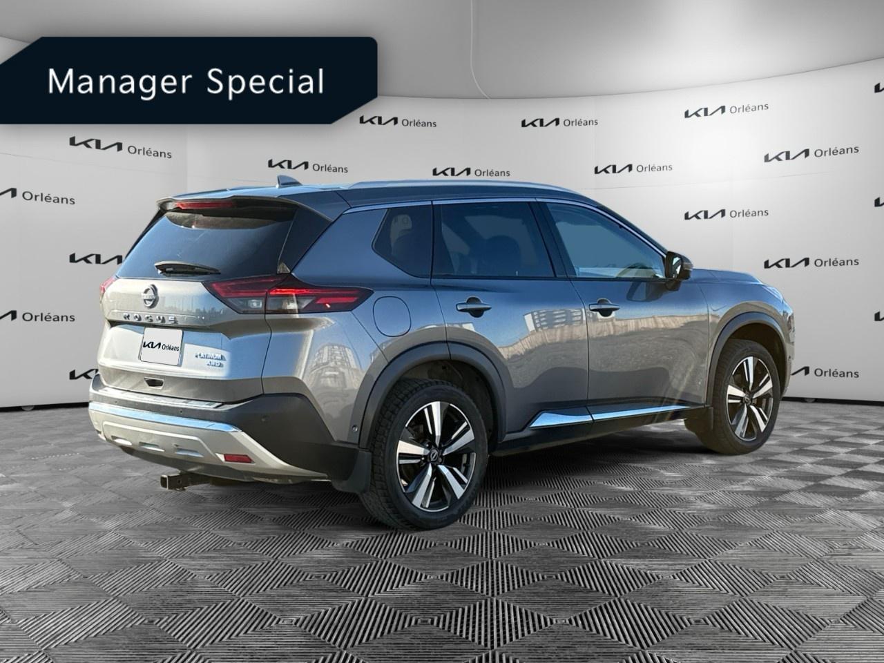 2023 Nissan Rogue AWD Platinum Photo