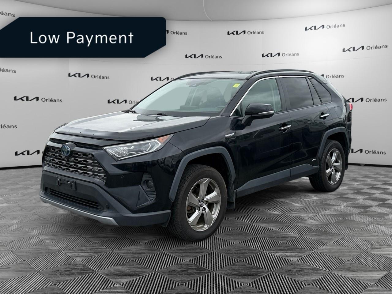 <p>WE ACCEPT ALL MAKE AND MODEL TRADE IN VEHICLES. JUST WANT TO <a href=https://app.openlane.ca/trade-in?token=KIA417-307c4788-1bf7-499a-84ff-65e982f8fe8b rel=nofollow><strong>SELL YOUR CAR</strong></a>? WE BUY EVERYTHING!</p><p>Advertised pricing is only available with Orleans Kias financing promotion. <span style=color:rgb( 0 , 0 , 0 )>Cash purchases are subject to a $2000 Price adjustment.</span></p><p>Ask us for more details!</p><p>DISCLAIMER: Advertised pricing includes all fees. Licensing and HST not included in the price.</p><p>Vehicle pricing, incentives, options (including standard equipment), and technical specifications listed for this vehicle may not match the exact vehicle displayed. Please confirm with a sales representative the accuracy of this information </p>