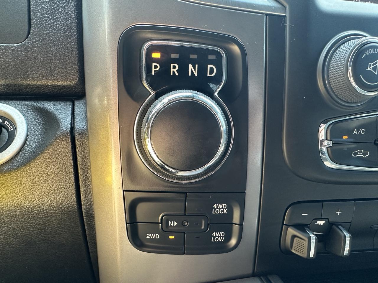 2023 RAM 1500 Classic WARLOCK Photo