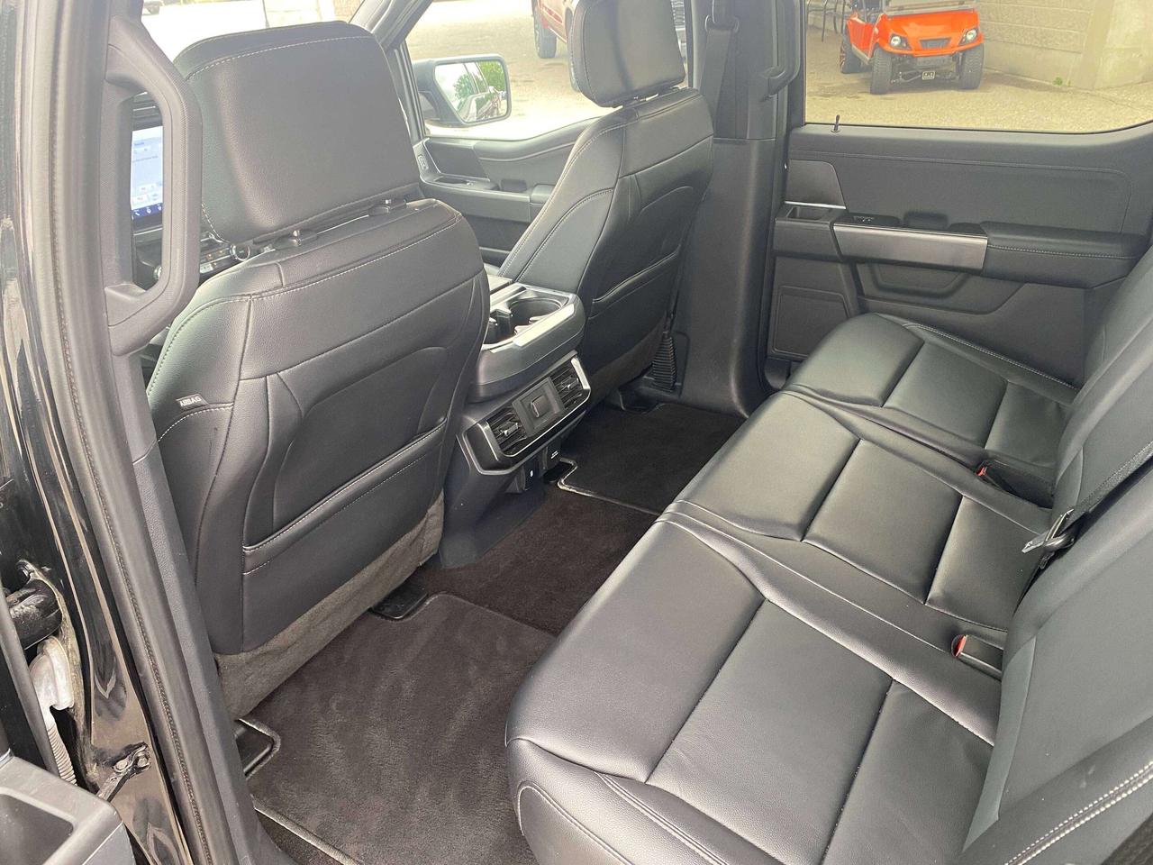 2022 Ford F-150 XLT, CLEAN CARFAX, HEATED LEATHER, REMOTE START! Photo