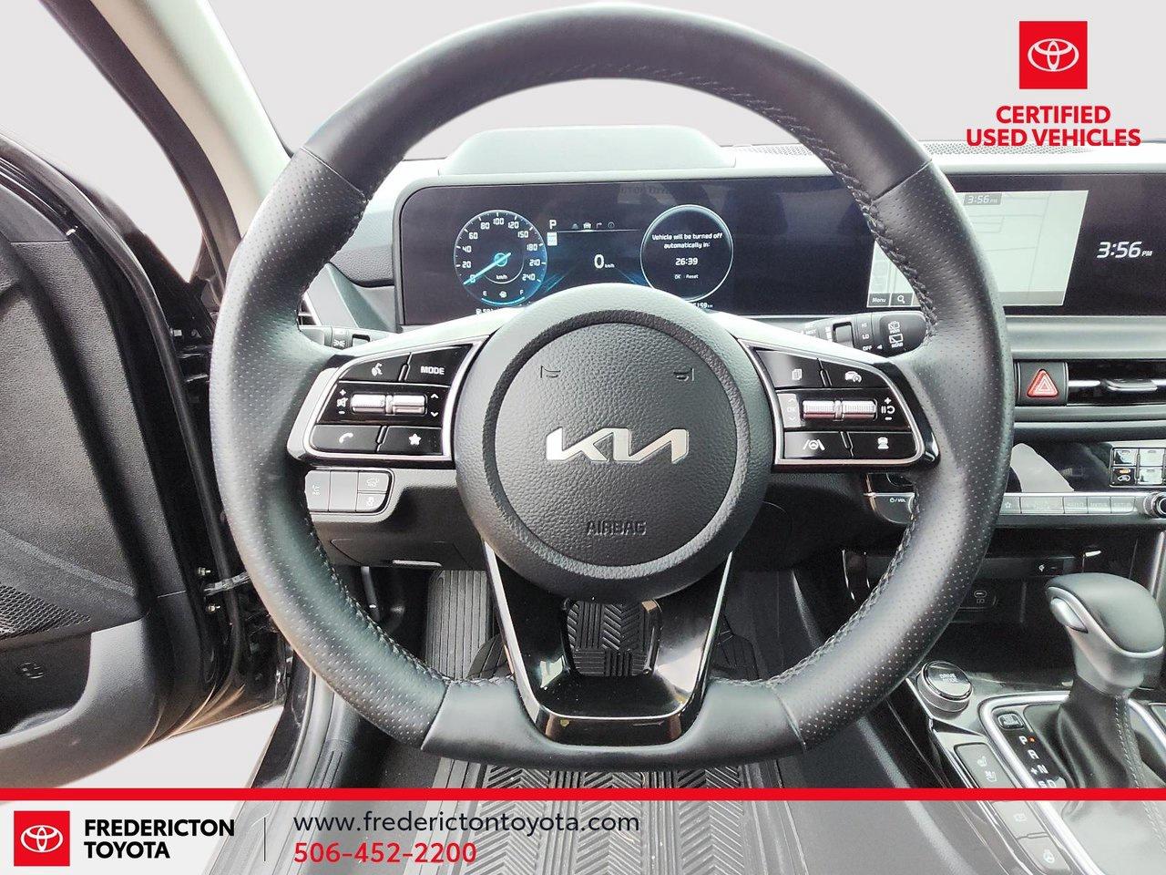 2024 Kia Seltos SX Photo