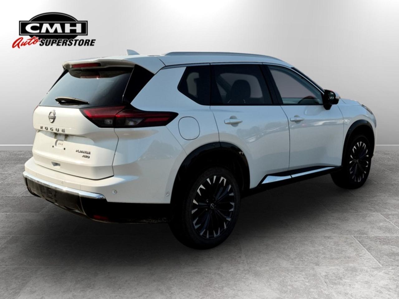 2024 Nissan Rogue Platinum  **CLEAN CARFAX** Photo3