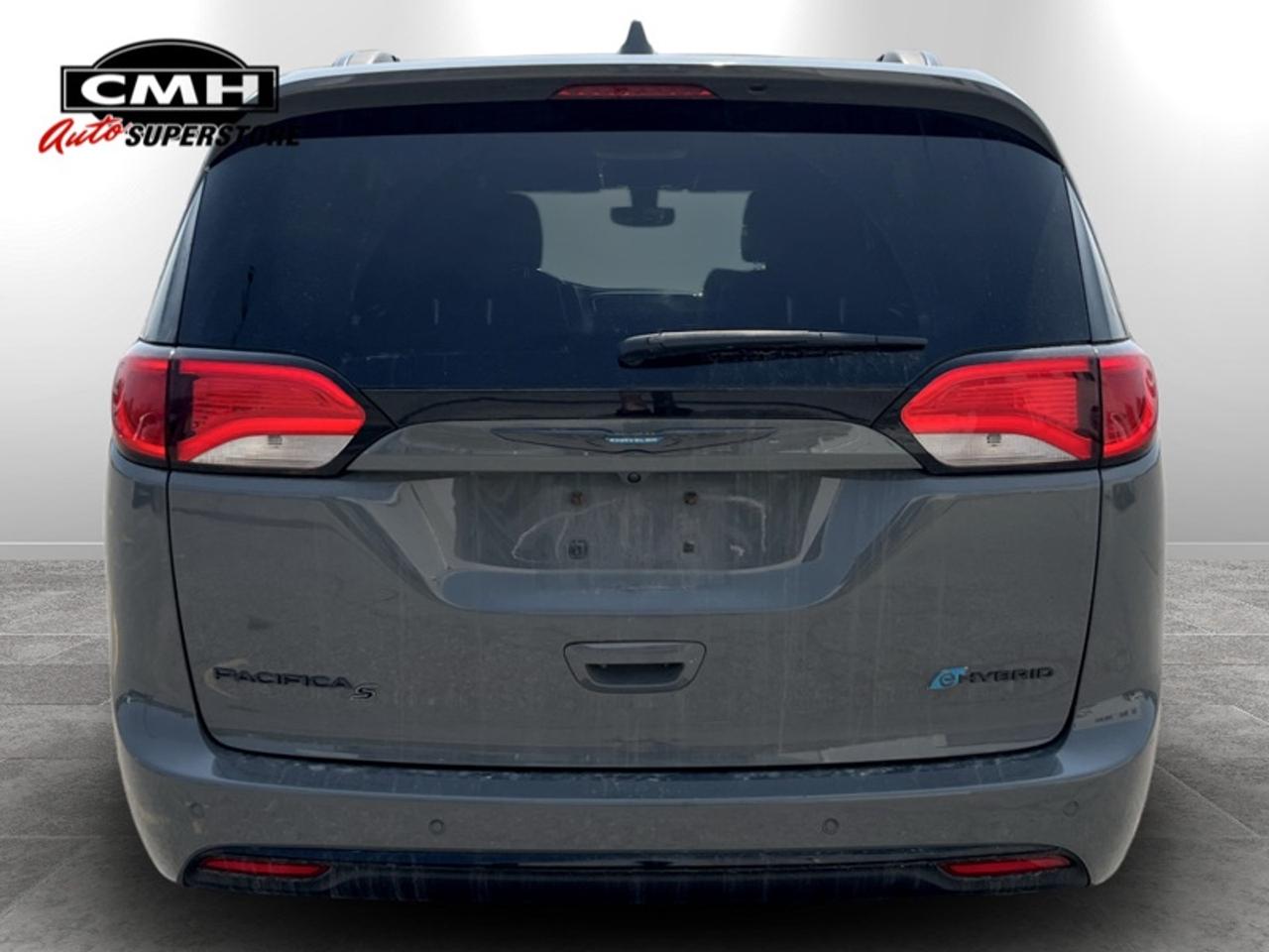 2020 Chrysler Pacifica Hybrid Touring-L ``S`` Appearance Photo