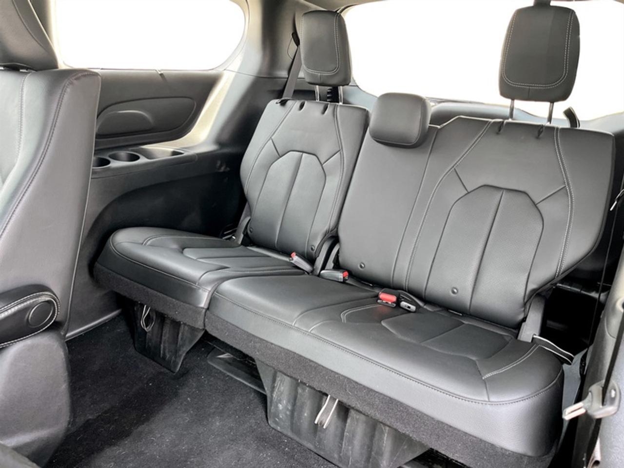 2020 Chrysler Pacifica Hybrid Touring-L ``S`` Appearance Photo