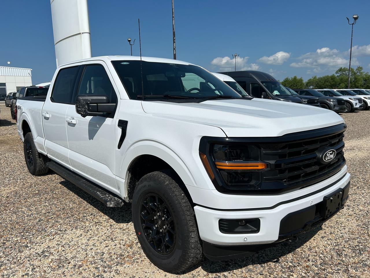 2026 Ford F-150 XLT 4WD SuperCrew 6.5' Box 302A Photo2