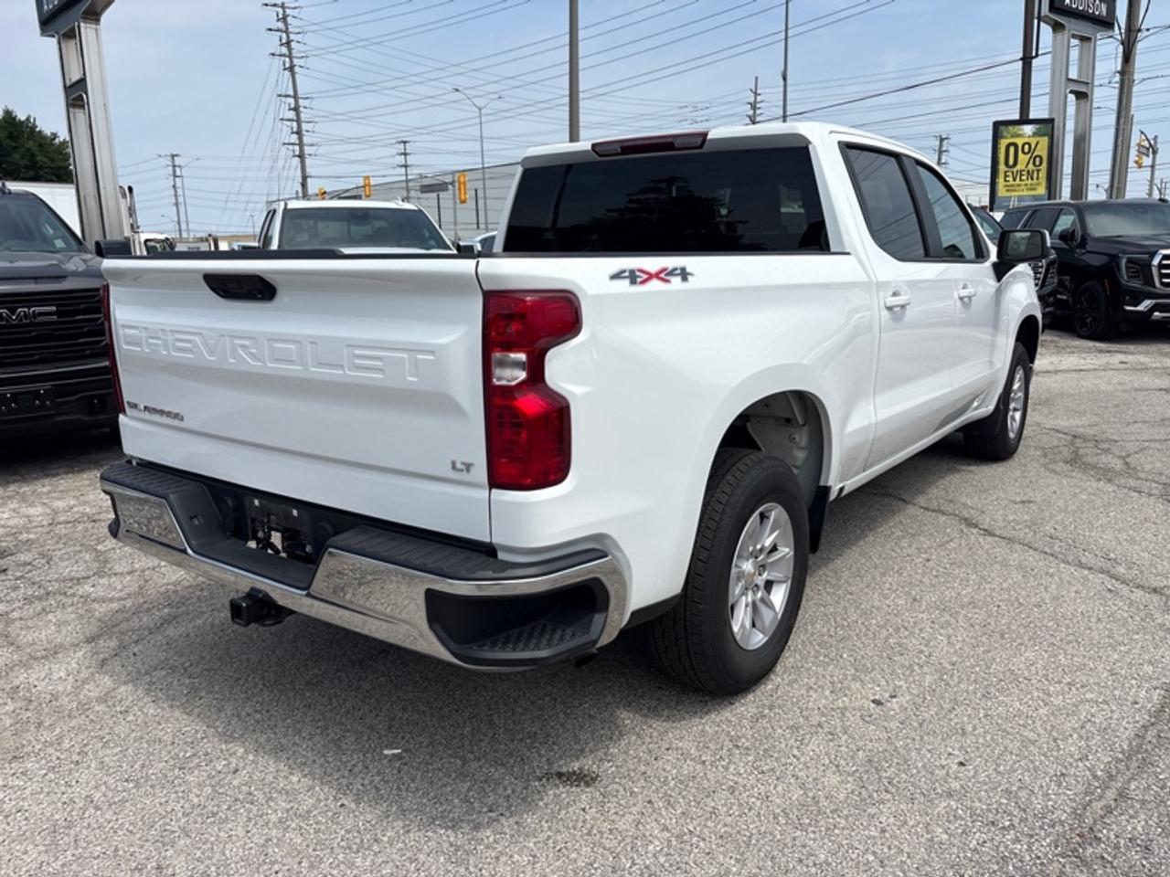 2025 Chevrolet Silverado 1500 LT  LOW KM|5.3L V8 Photo
