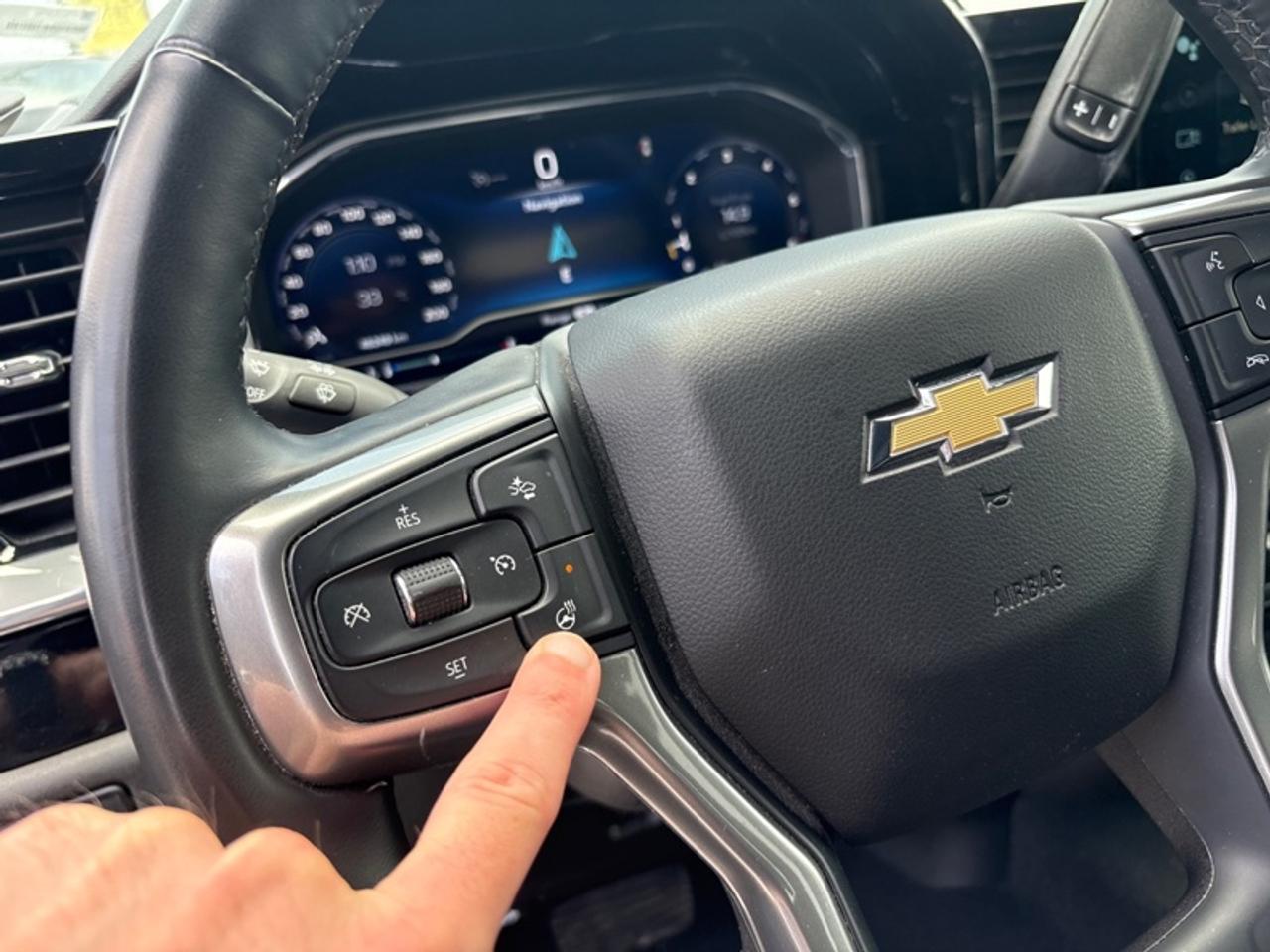 2025 Chevrolet Silverado 1500 LT  LOW KM|5.3L V8 Photo
