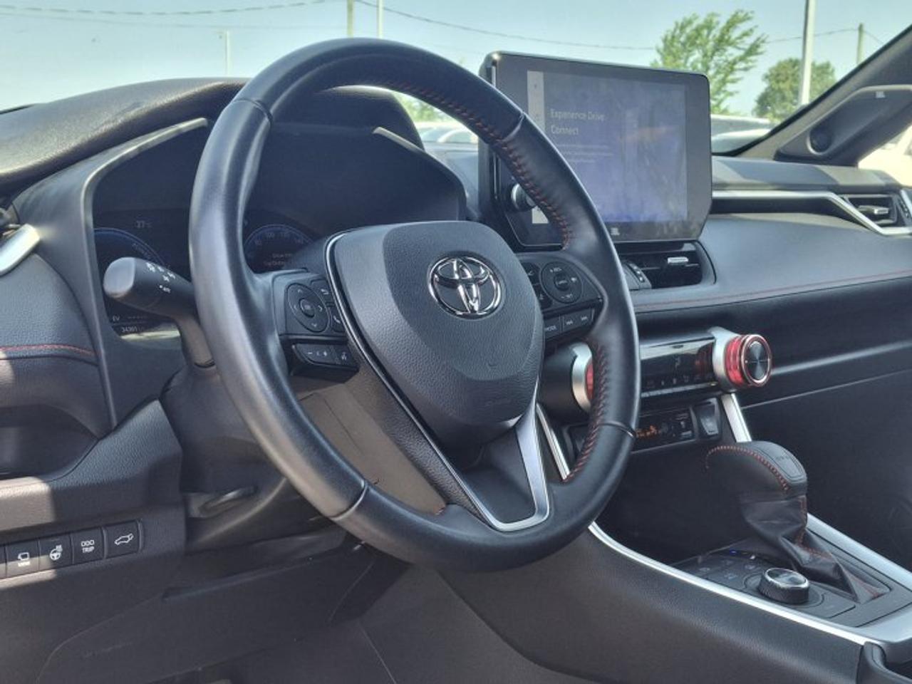 2024 Toyota RAV4 Prime XSE AWD | Technology Pkg | HUD | Leather | Sunroof | JBL Audio | 360 Camera | Cooled Seats & More ! Photo