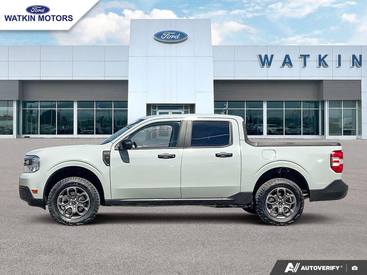 2024 Ford Maverick XLT AWD Photo1