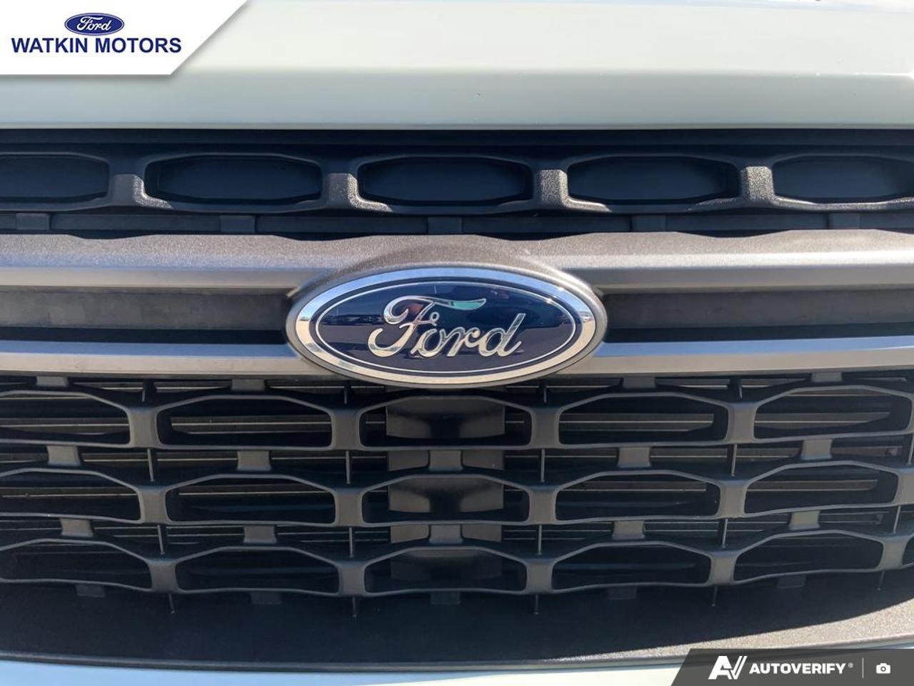 2024 Ford Maverick XLT AWD Photo11