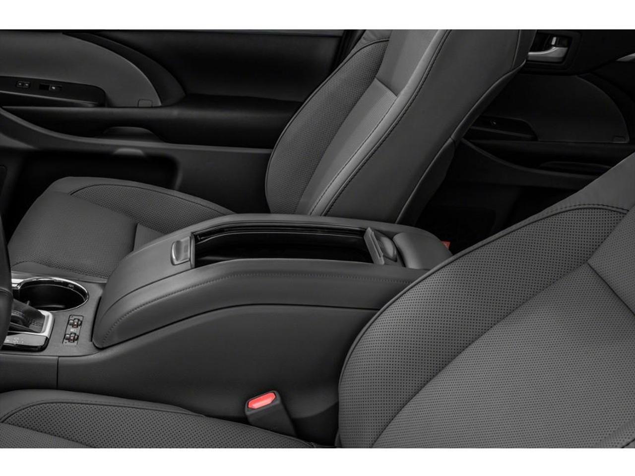 2018 Toyota Highlander LIMITED  Photo