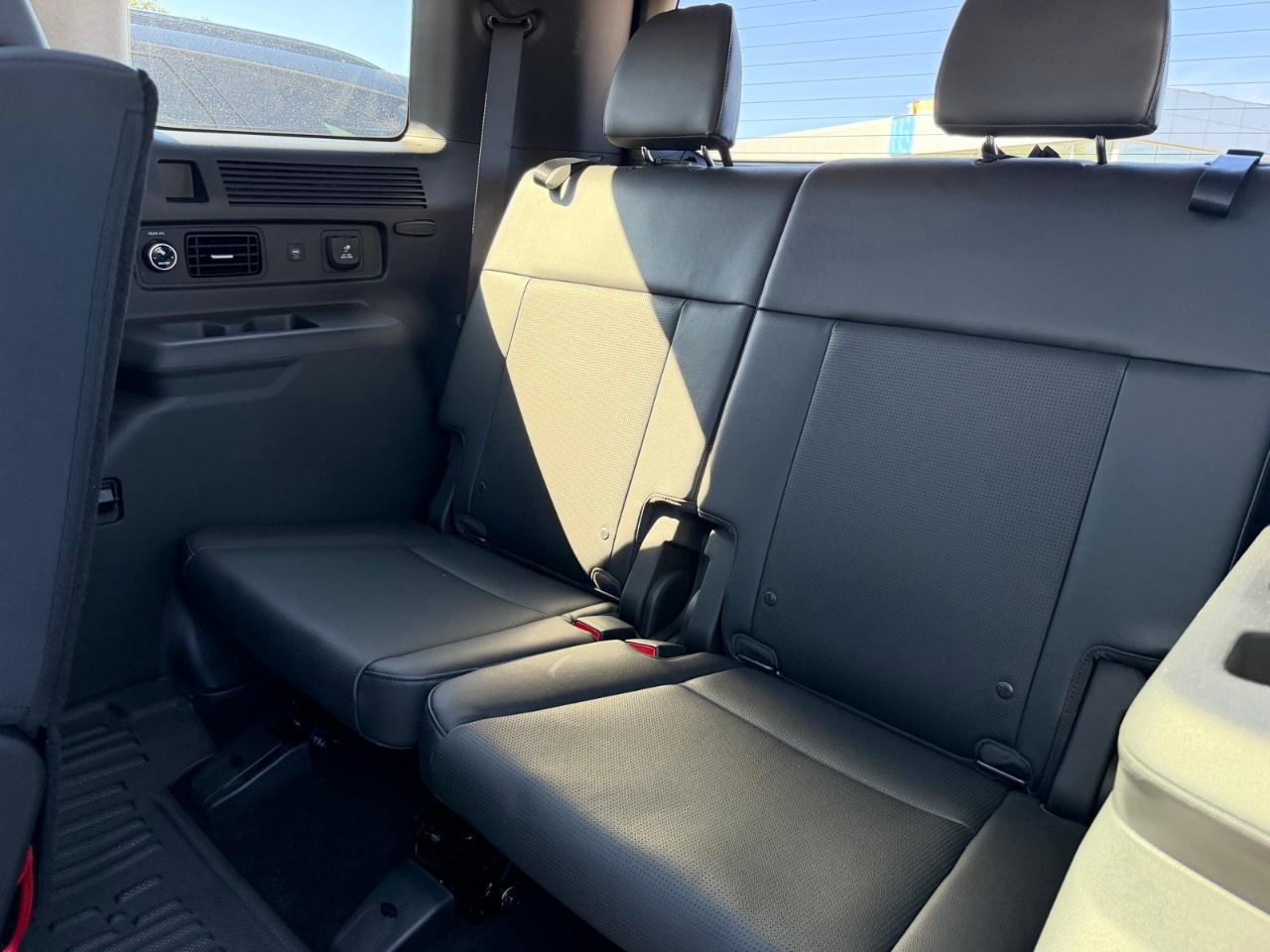 2025 Hyundai Santa Fe LUXURY AWD Photo