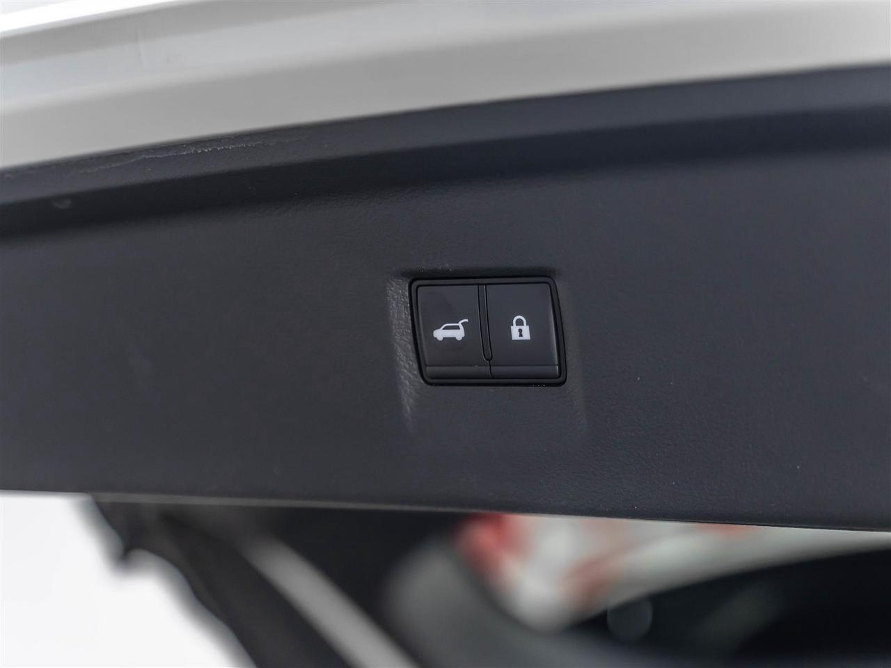 2024 Infiniti QX60 LUXE|Accident Free|One Owner|Ontario Vehicle Photo