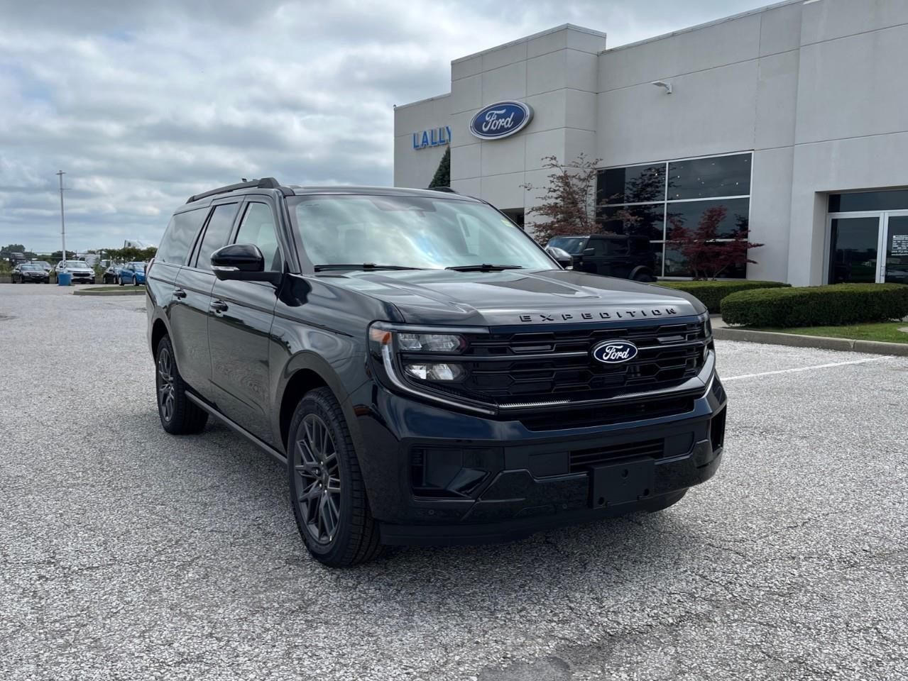 2027 Ford Expedition Max Platinum Photo