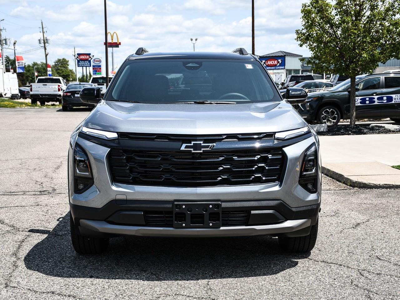 2027 Chevrolet Equinox LT Photo1