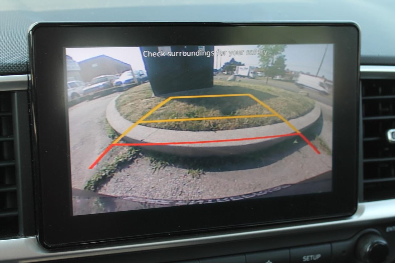 2021 Hyundai Venue SEL Photo