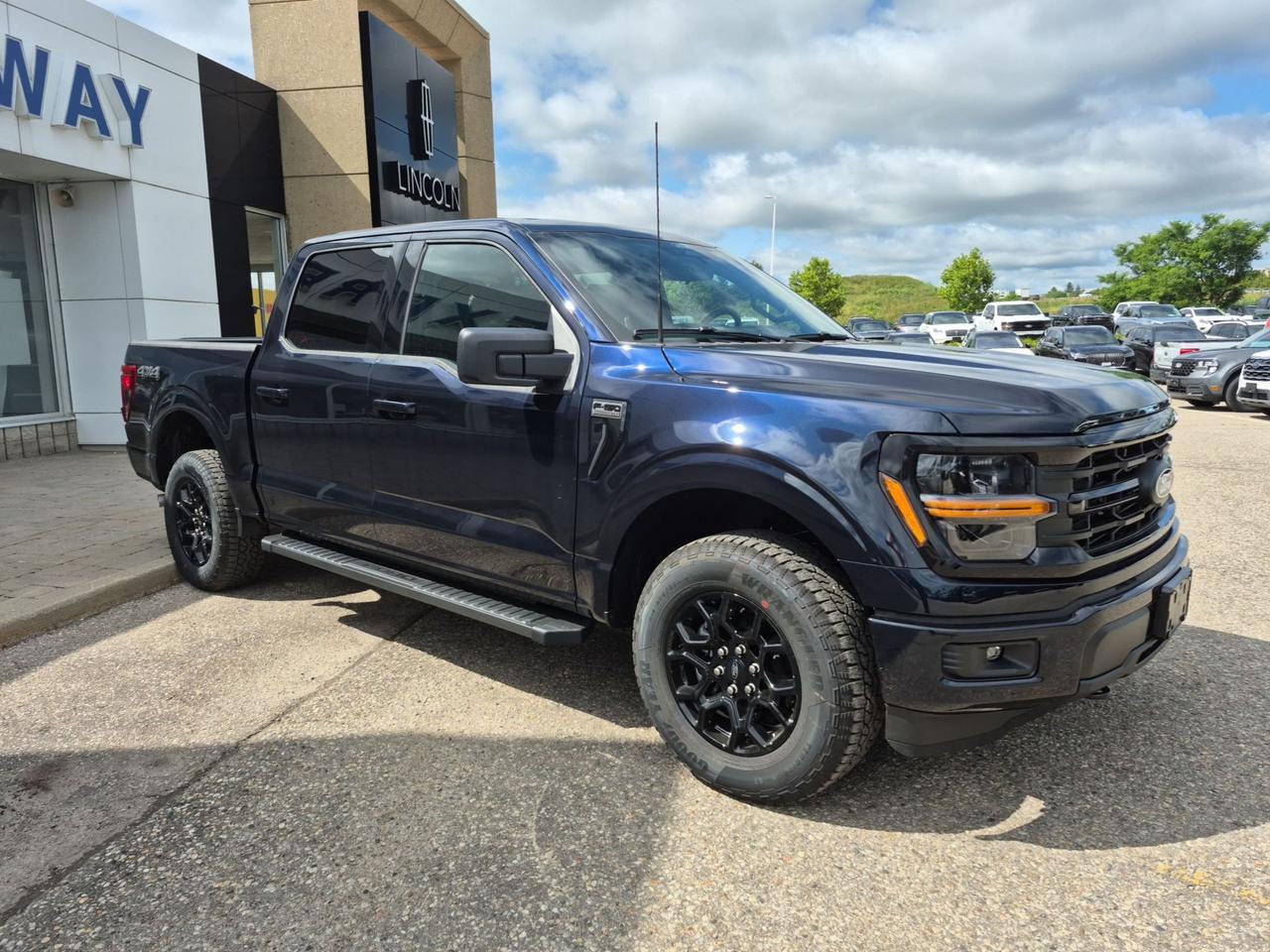 2026 Ford F-150 XLT, BLACK APPEARANCE PKG, TOW HAUL PKG Photo