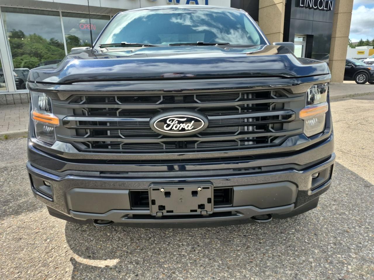 2026 Ford F-150 XLT, BLACK APPEARANCE PKG, TOW HAUL PKG Photo