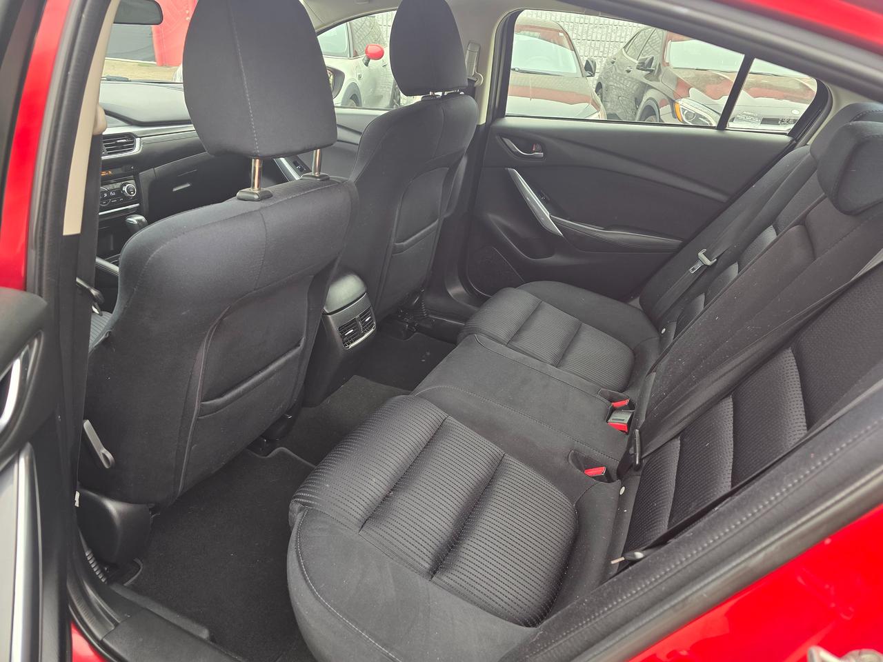 2016 Mazda MAZDA6 GS Photo