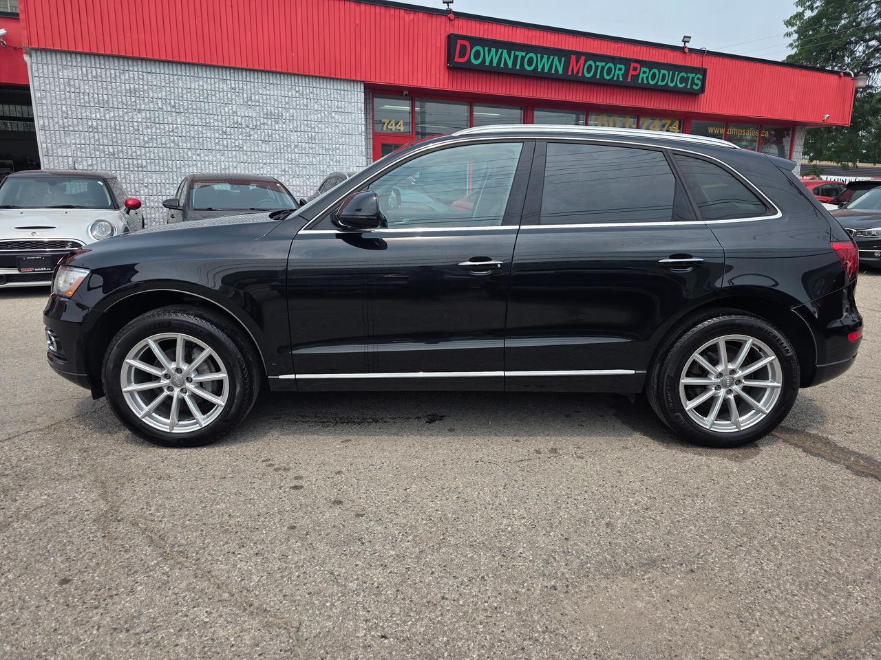 2016 Audi Q5 2.0t Technik Quattro Photo