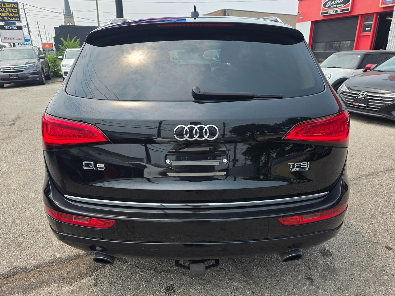 2016 Audi Q5 2.0t Technik Quattro Photo