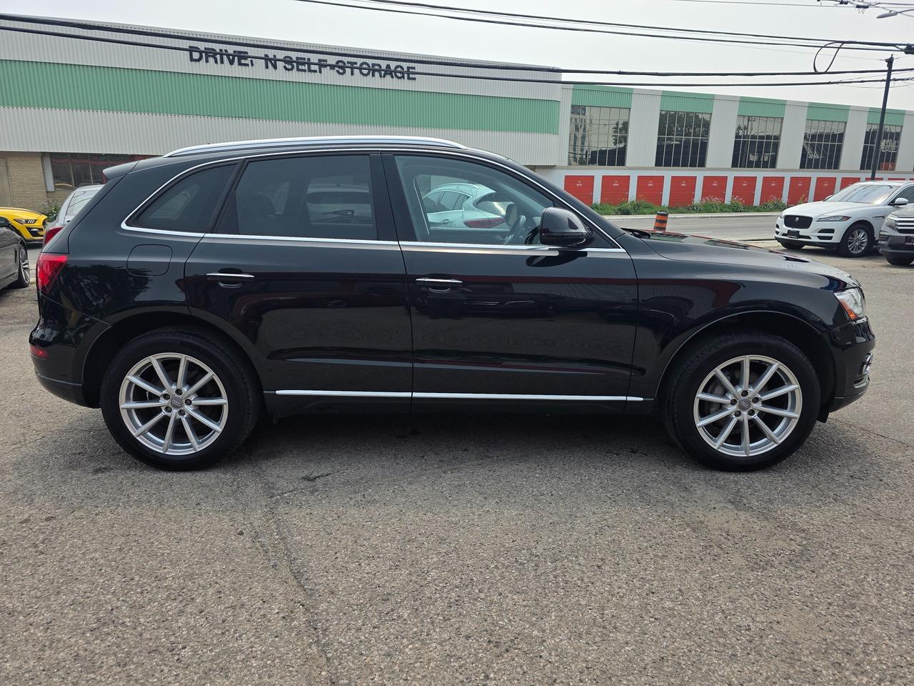 2016 Audi Q5 2.0t Technik Quattro Photo