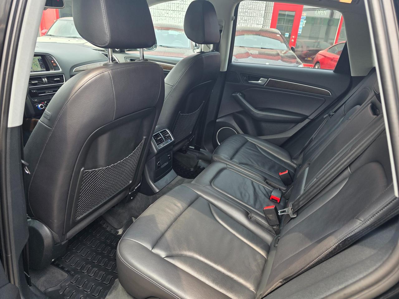 2016 Audi Q5 2.0t Technik Quattro Photo