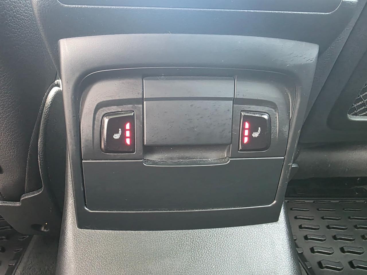 2016 Audi Q5 2.0t Technik Quattro Photo