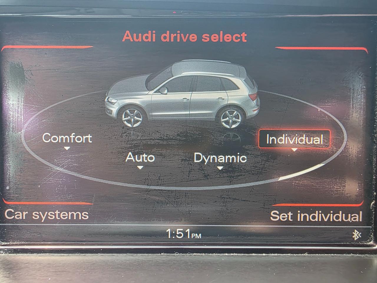 2016 Audi Q5 2.0t Technik Quattro Photo
