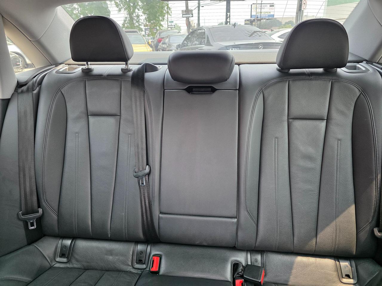 2018 Audi A4 Progressiv Quattro Photo
