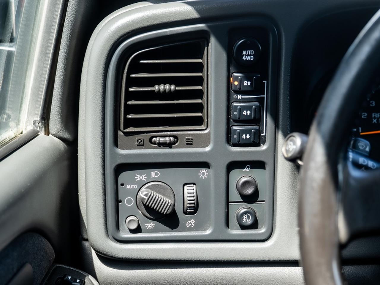 2003 Chevrolet Silverado 1500 LT 1500 HD 6.0L V8 GAS Photo11
