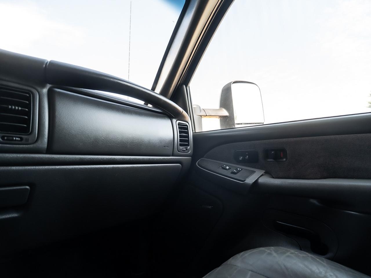2003 Chevrolet Silverado 1500 LT 1500 HD 6.0L V8 GAS Photo13