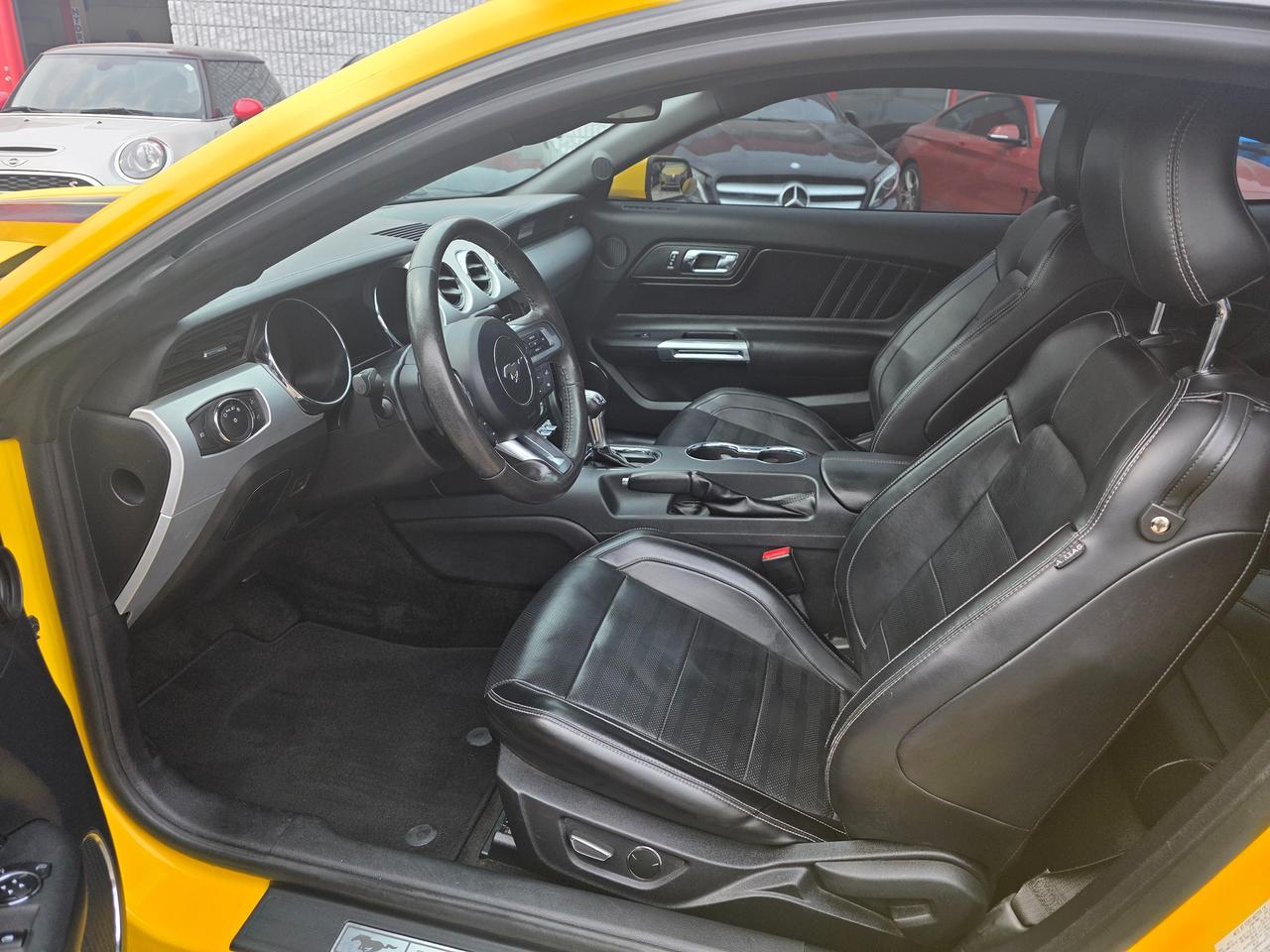2015 Ford Mustang EcoBoost Premium Photo