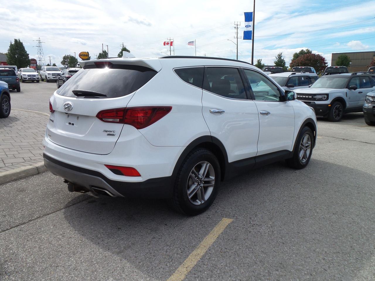 2017 Hyundai Santa Fe AS TRADED, Sport AWD 2.4L LEATHER, ROOF, Photo4