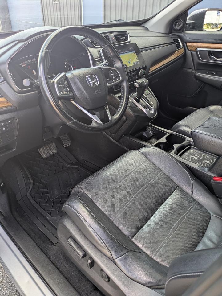 2017 Honda CR-V Touring AWD Photo