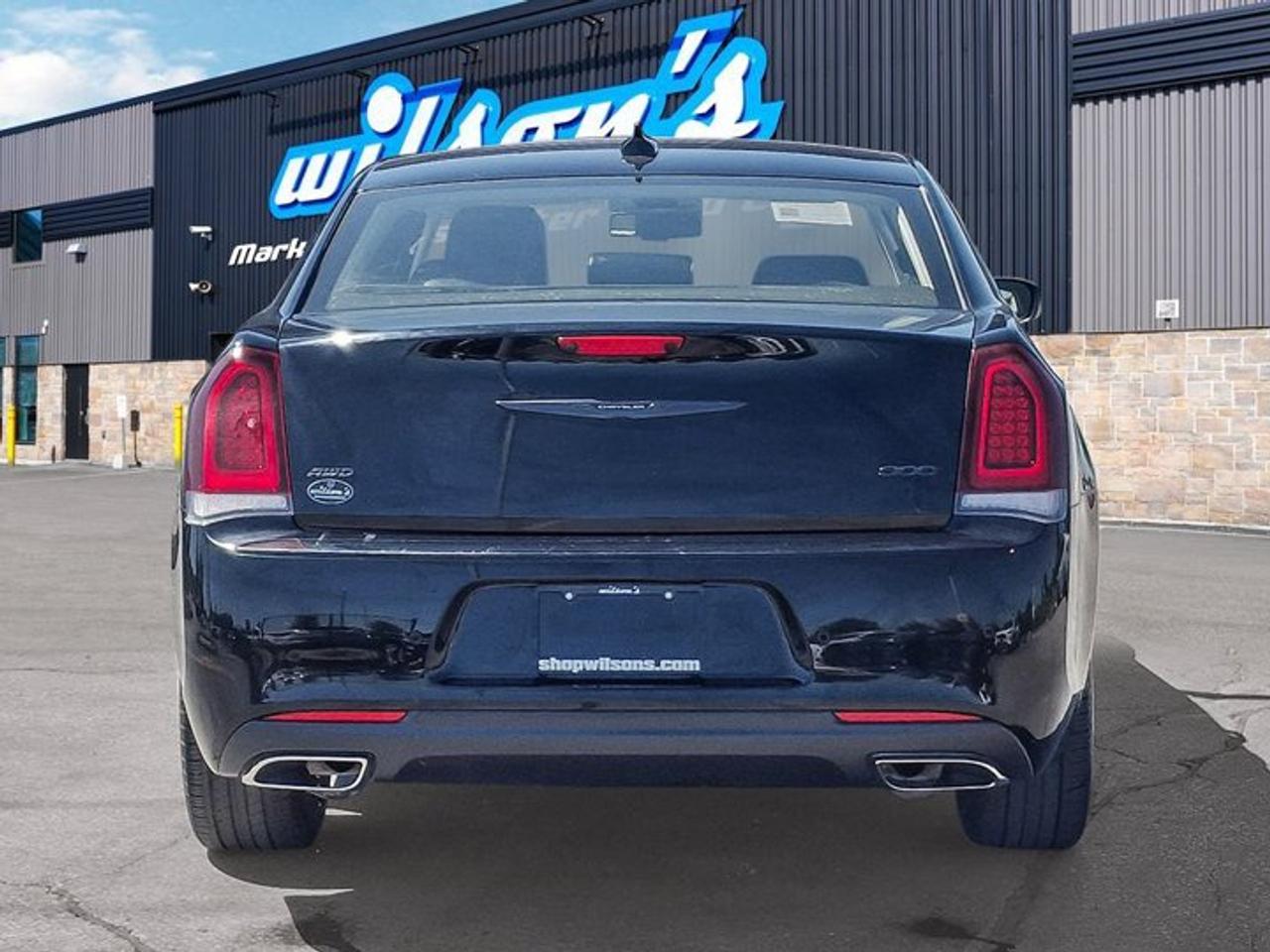 2022 Chrysler 300 300 Touring L AWD | Comfort Group | Leather | Heated + Cooled Seats | Premium Sound | Photo