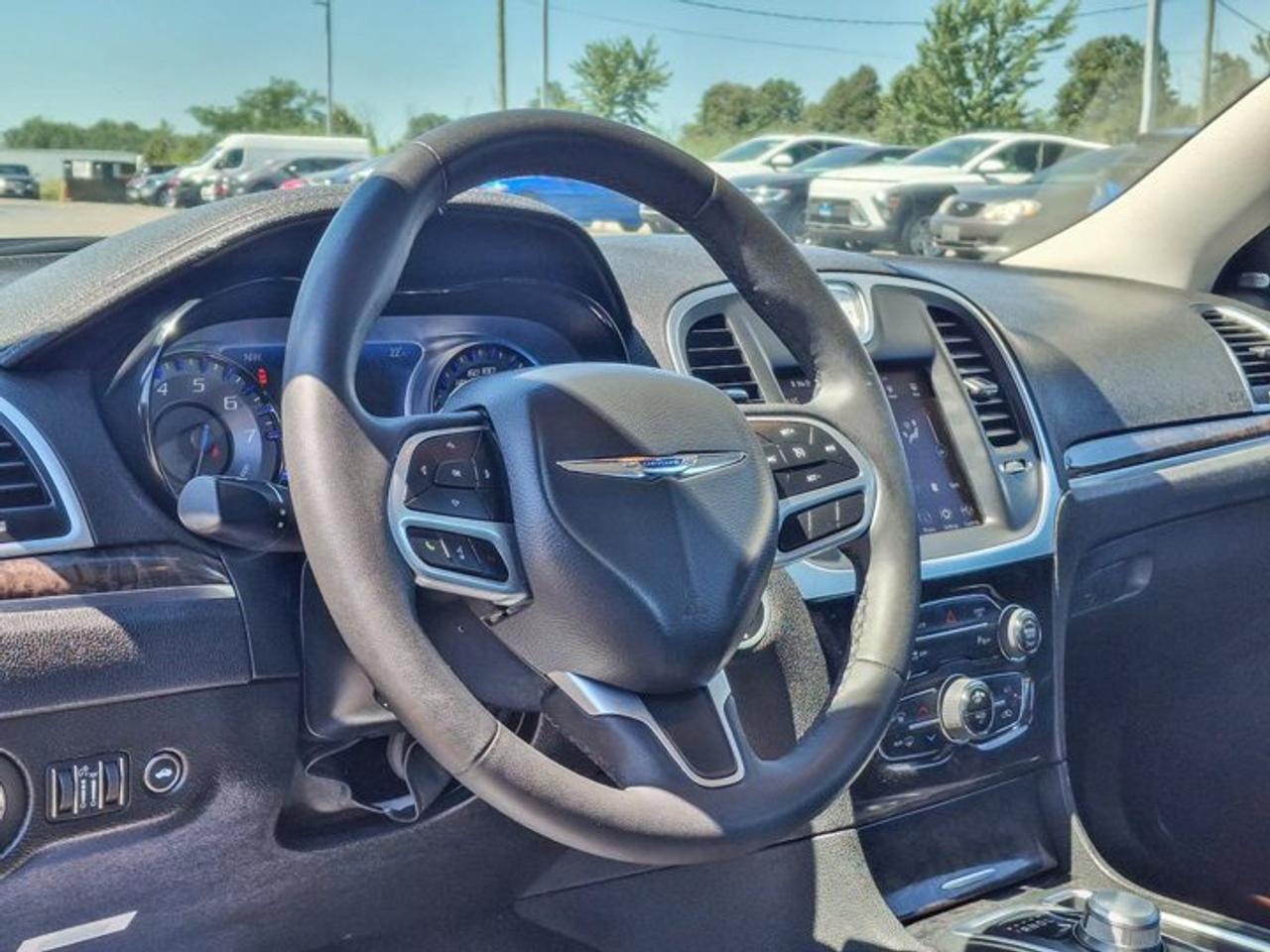 2022 Chrysler 300 300 Touring L AWD | Comfort Group | Leather | Heated + Cooled Seats | Premium Sound | Photo