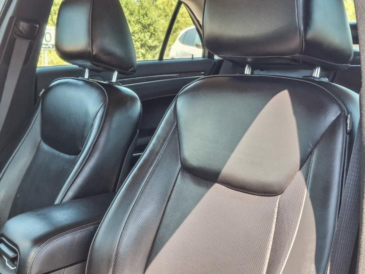 2022 Chrysler 300 300 Touring L AWD | Comfort Group | Leather | Heated + Cooled Seats | Premium Sound | Photo